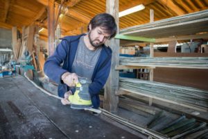 Atelier Bambou Créations ponçage lamelles