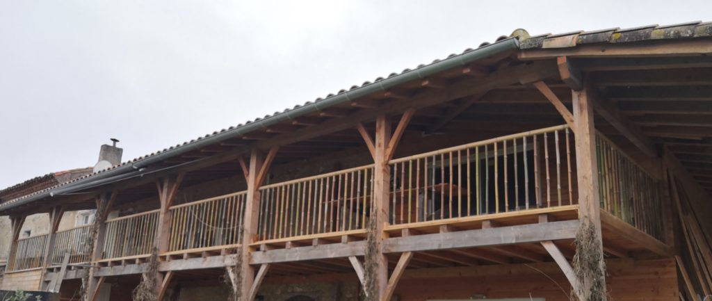 Garde Corps de terrasse couverte en bambou - Lautrec