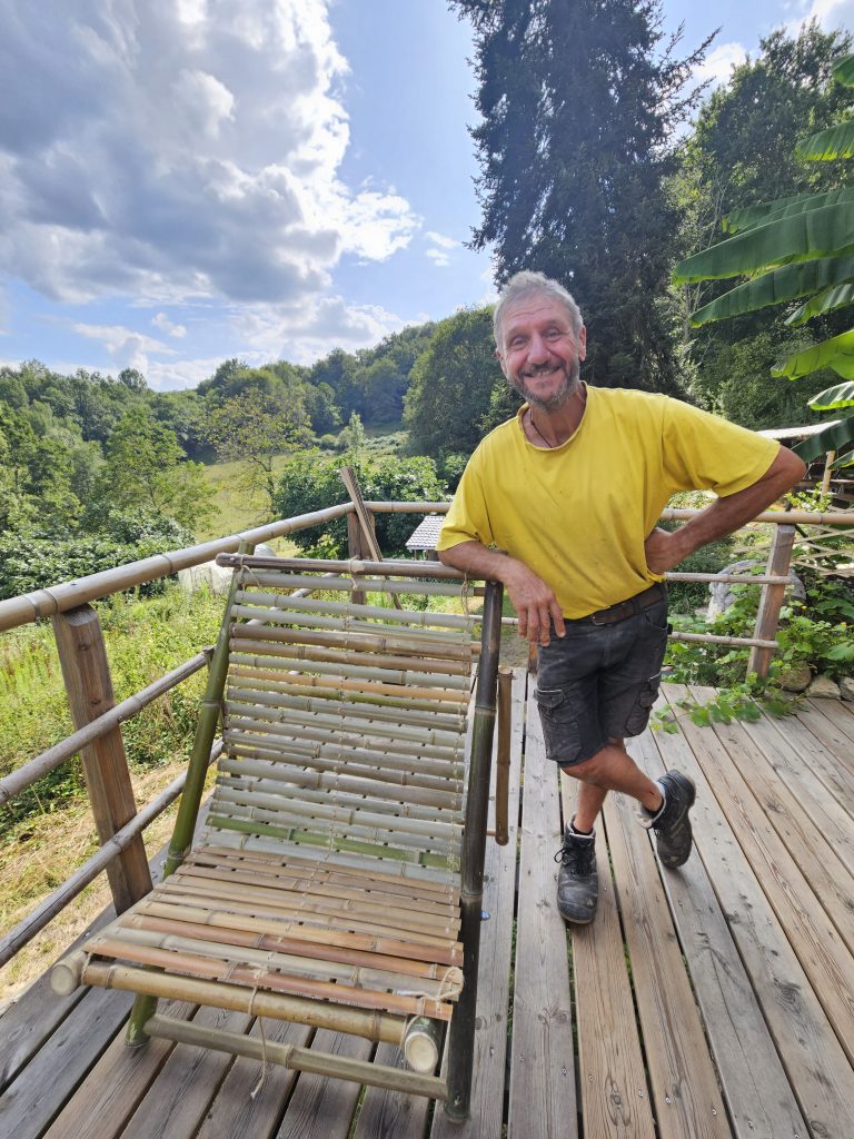 Séjour bambou-yoga bien-être niveau 2 de 5 jours 4 Transat en bambou en stage bambou-yoga